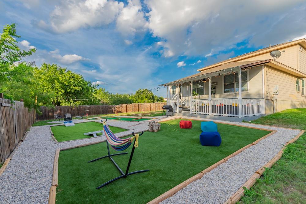 Luxury 6BR home, Game Room by Lackland & SeaWorld